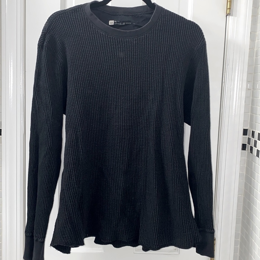 Gap Black 💯 cotton ribbed crew neck sweater. Heavy knit. Long Sleeves. Size XL.